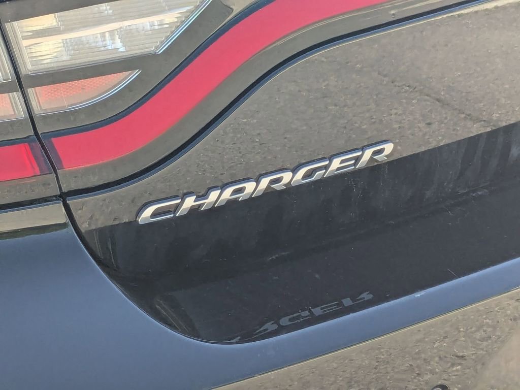 Used 2023 Dodge Charger SXT RWD image 11