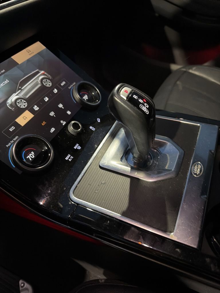 Used 2022 Land Rover Range Rover Evoque SE image 23