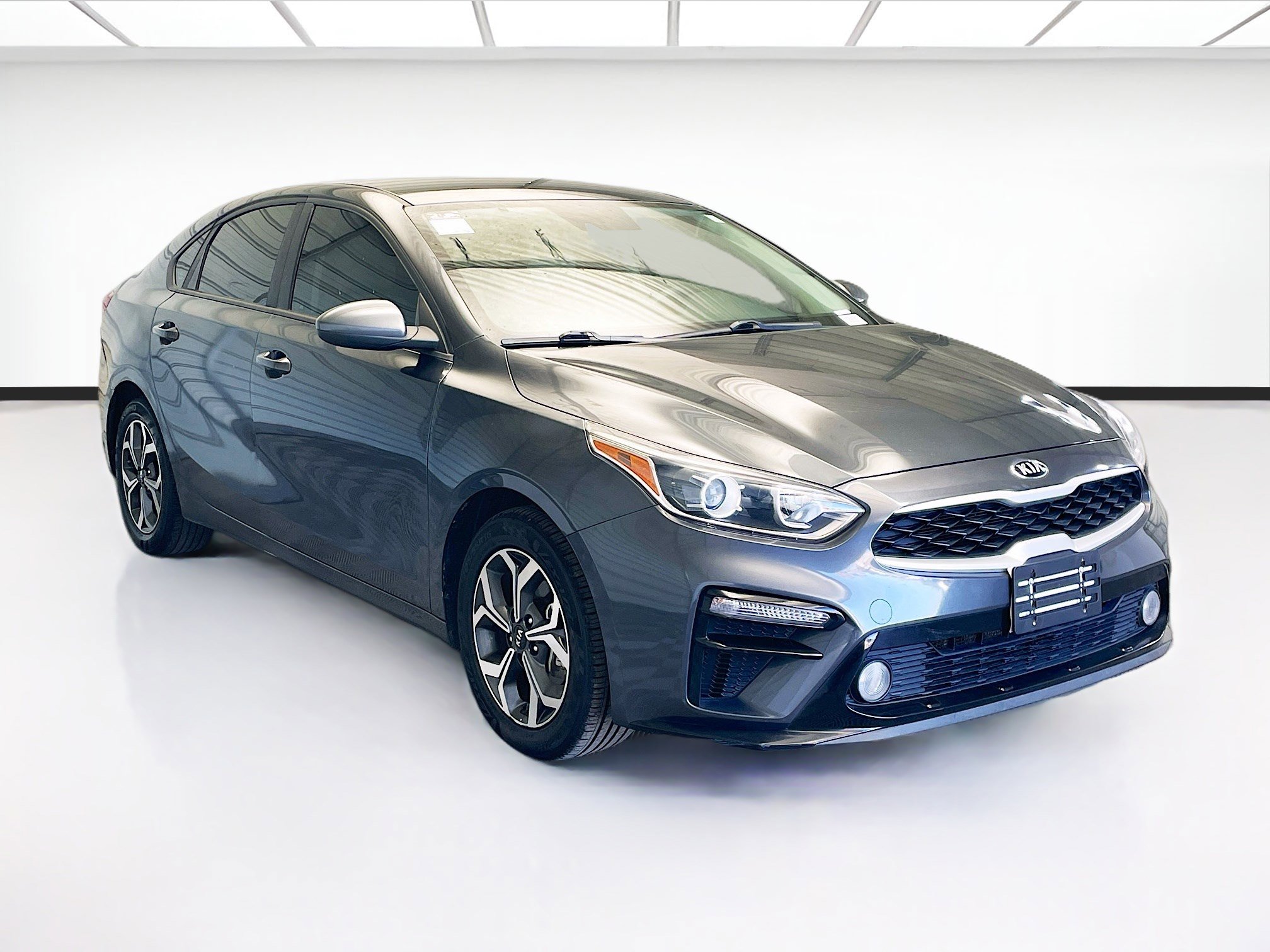 Used 2021 Kia Forte LXS image 3