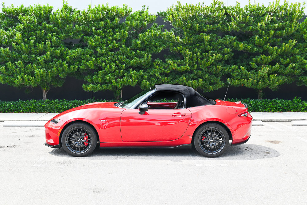 Used 2016 MAZDA MX-5 Miata Club w/ Brembo/BBS Package RWD image 4