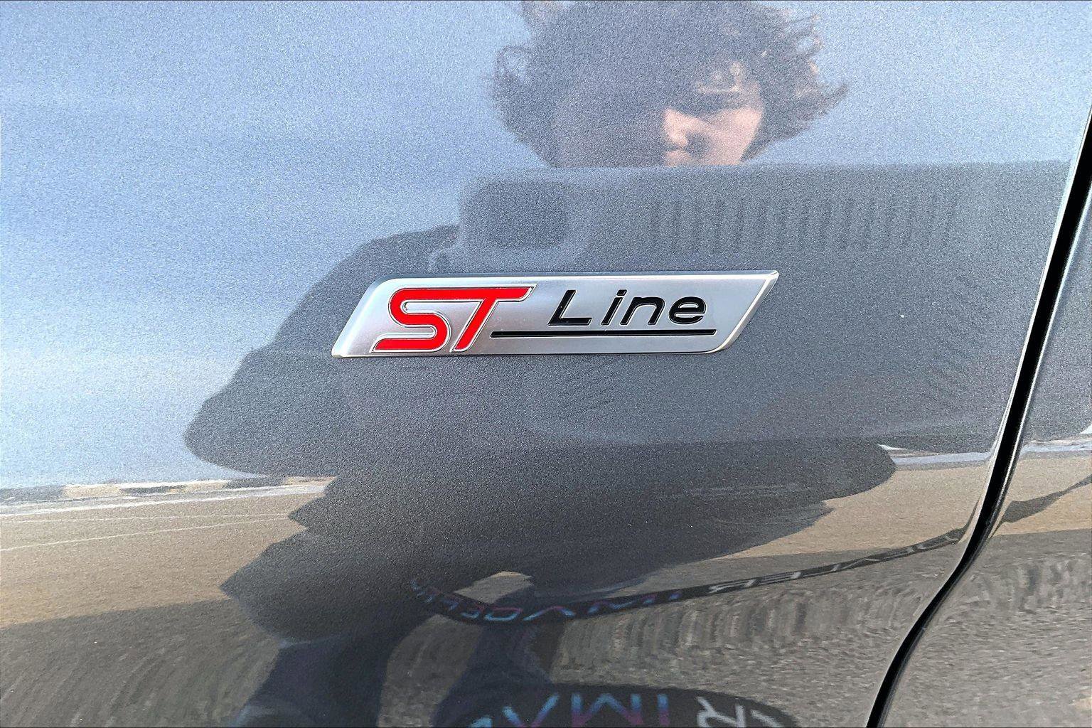 New 2026 Ford Explorer ST-Line image 9