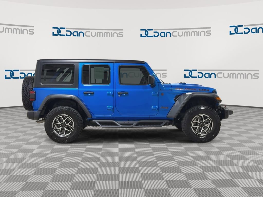 Used 2024 Jeep Wrangler Unlimited Rubicon w/ Capability Package image 9