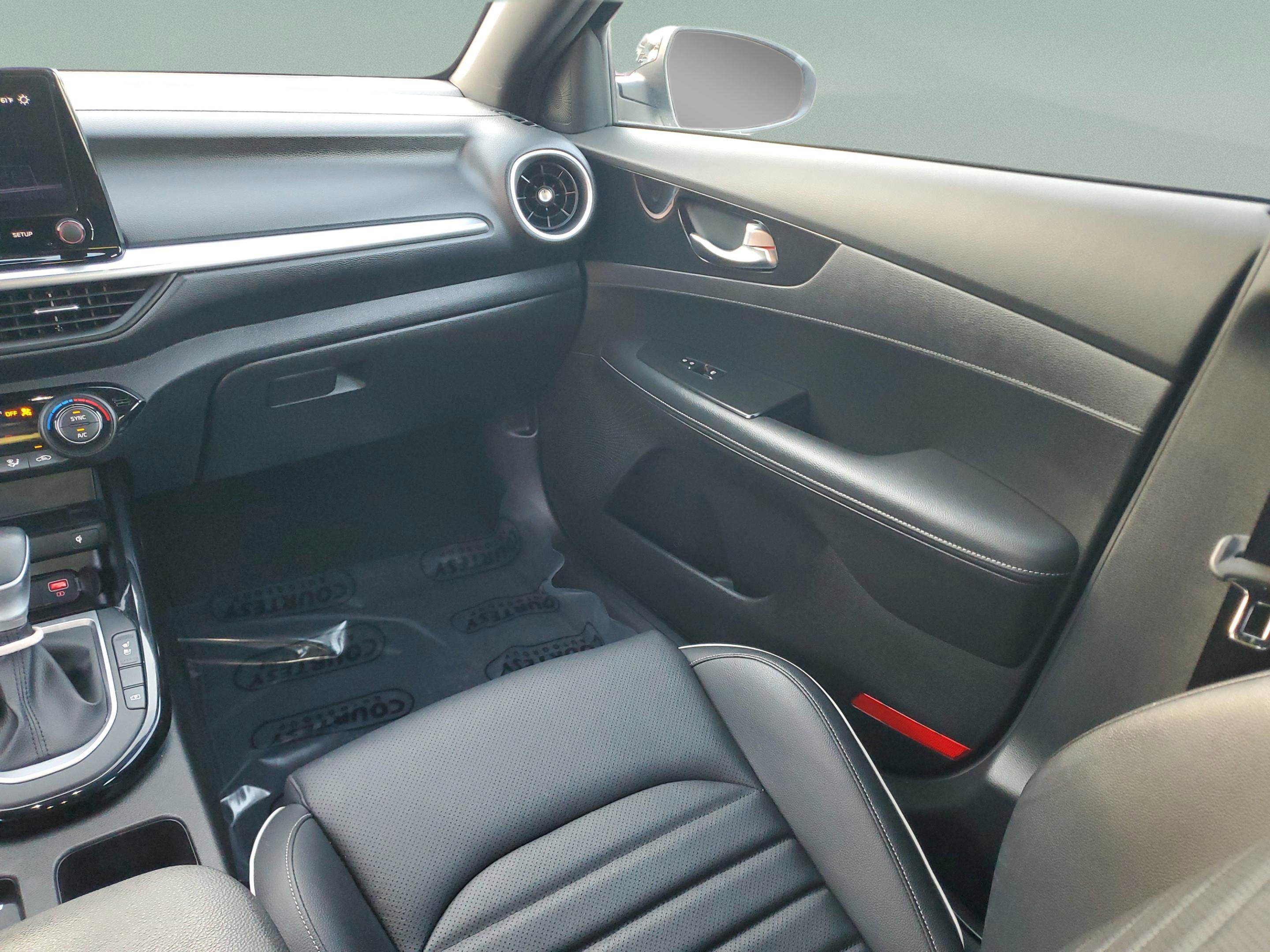 Certified 2023 Kia Forte GT-Line w/ GT-Line Premium Package FWD image 12