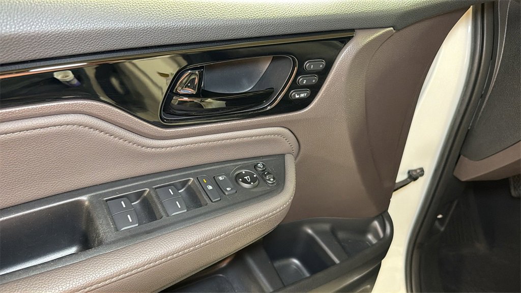 Used 2019 Honda Odyssey Elite image 26