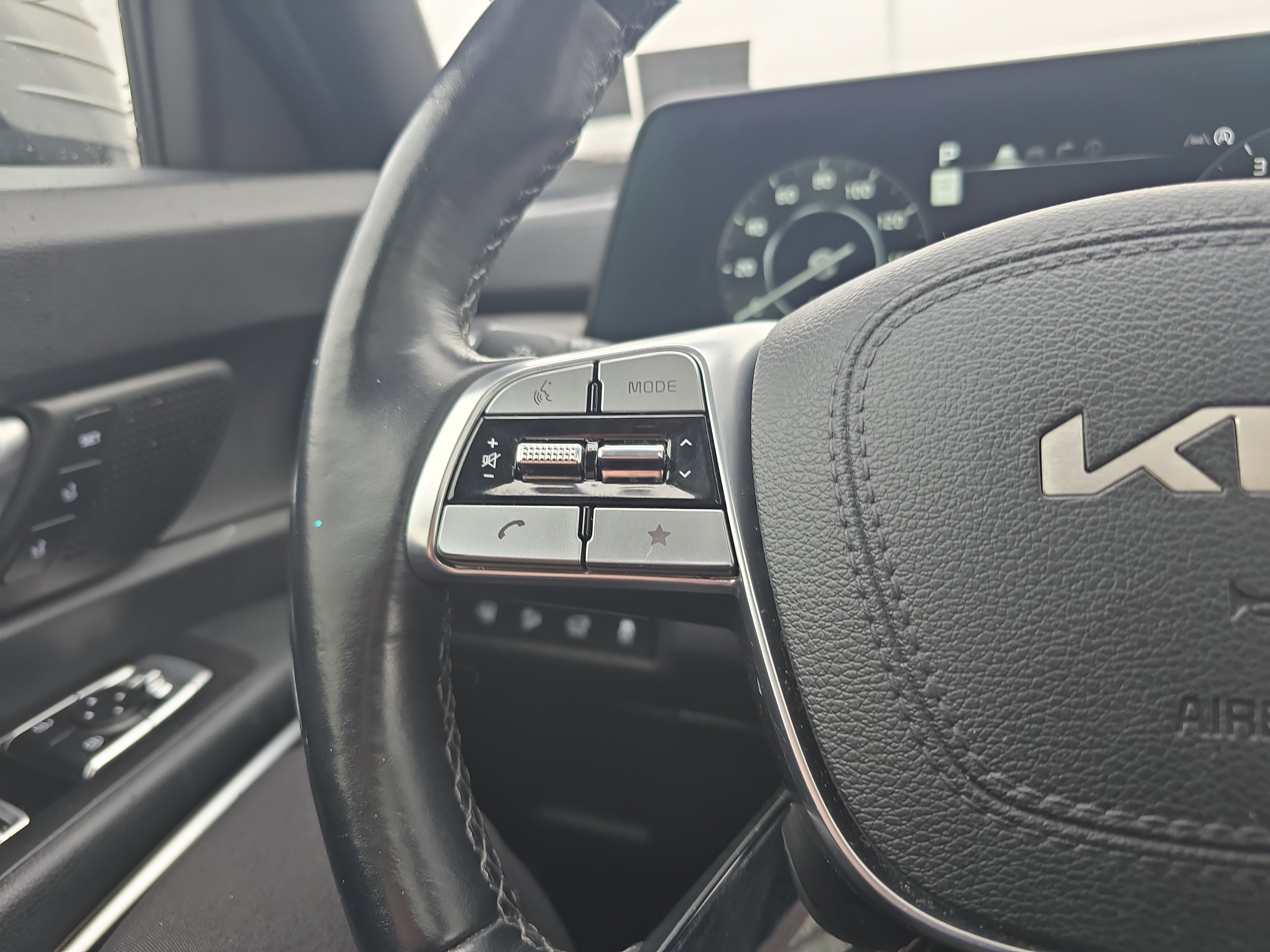 Used 2024 Kia Telluride SX X-Pro image 22