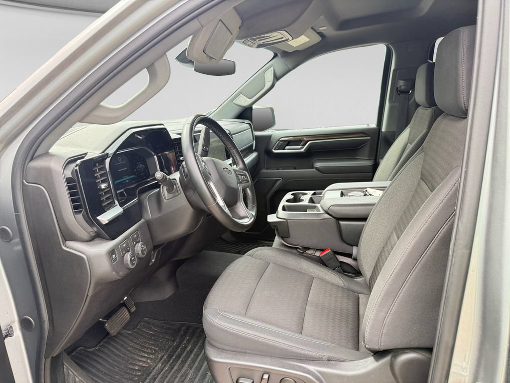 Used 2026 Chevrolet Silverado 1500 RST AWD/4WD image 21