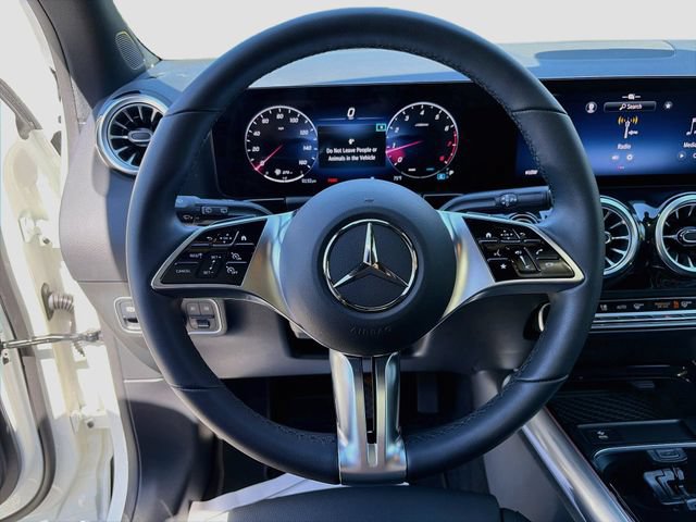 Used 2026 Mercedes-Benz GLA 250 4MATIC image 10