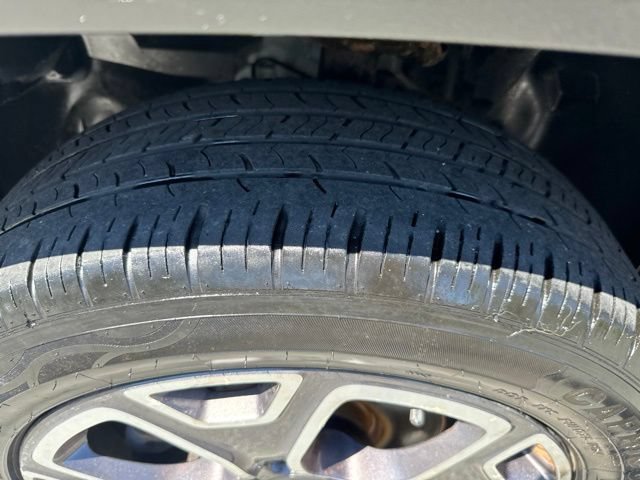 Used 2017 Jeep Renegade Limited AWD/4WD image 13