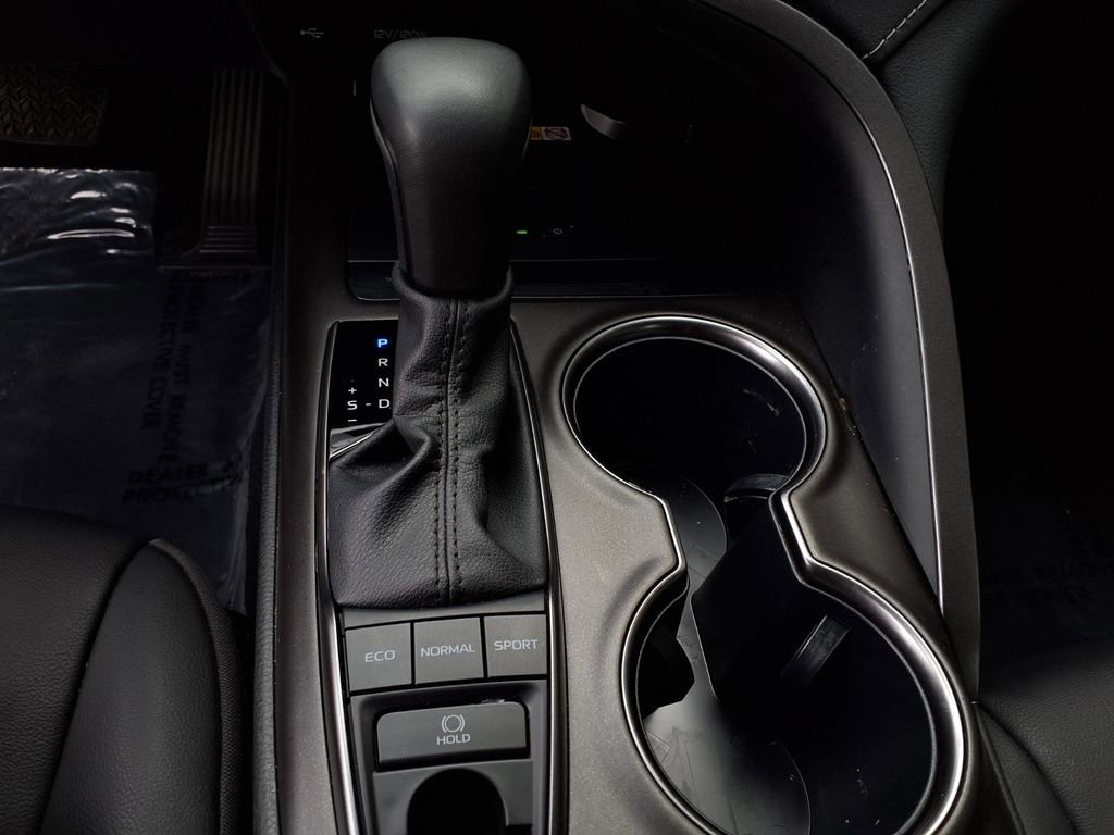 Certified 2024 Toyota Camry XSE w/ Blackout Package (TMS) image 12