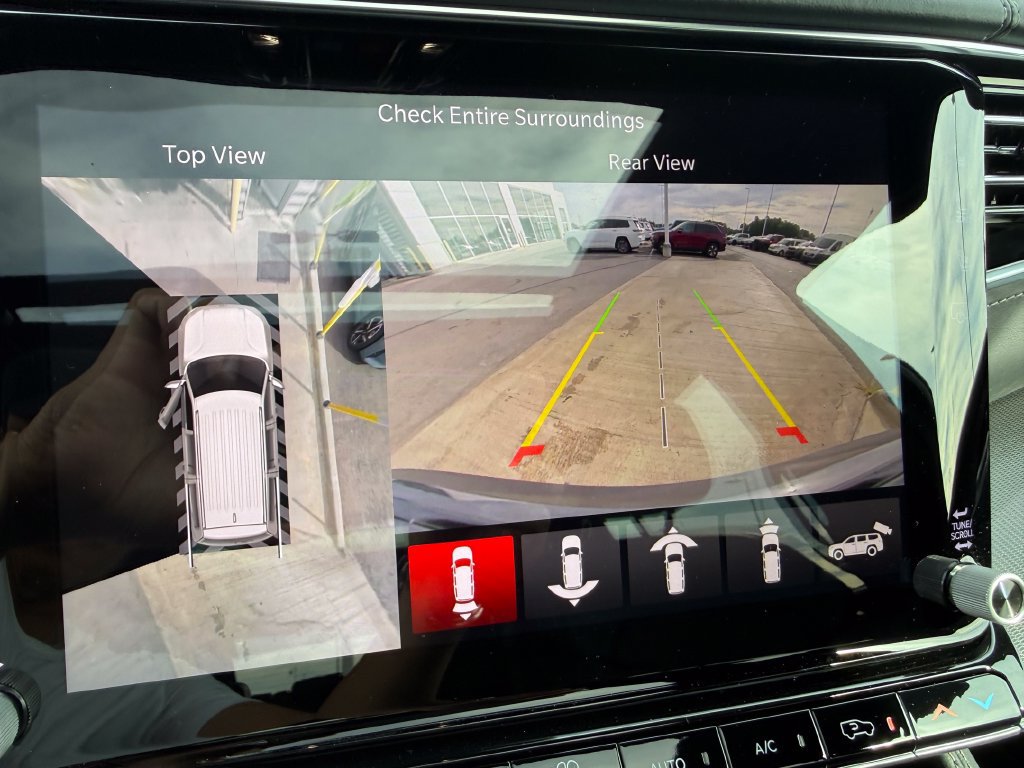 New 2026 Jeep Grand Wagoneer Summit AWD/4WD image 18