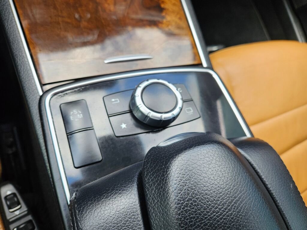 Used 2016 Mercedes-Benz E 400 4MATIC Coupe image 22