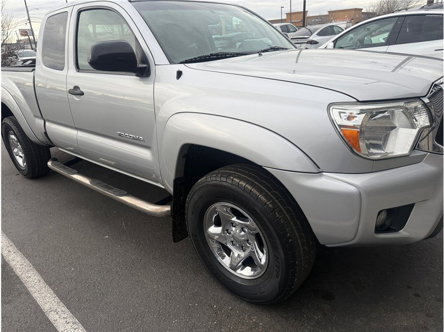 Used 2012 Toyota Tacoma 4x4 Access Cab V6 w/ SR5 Pkg image 46