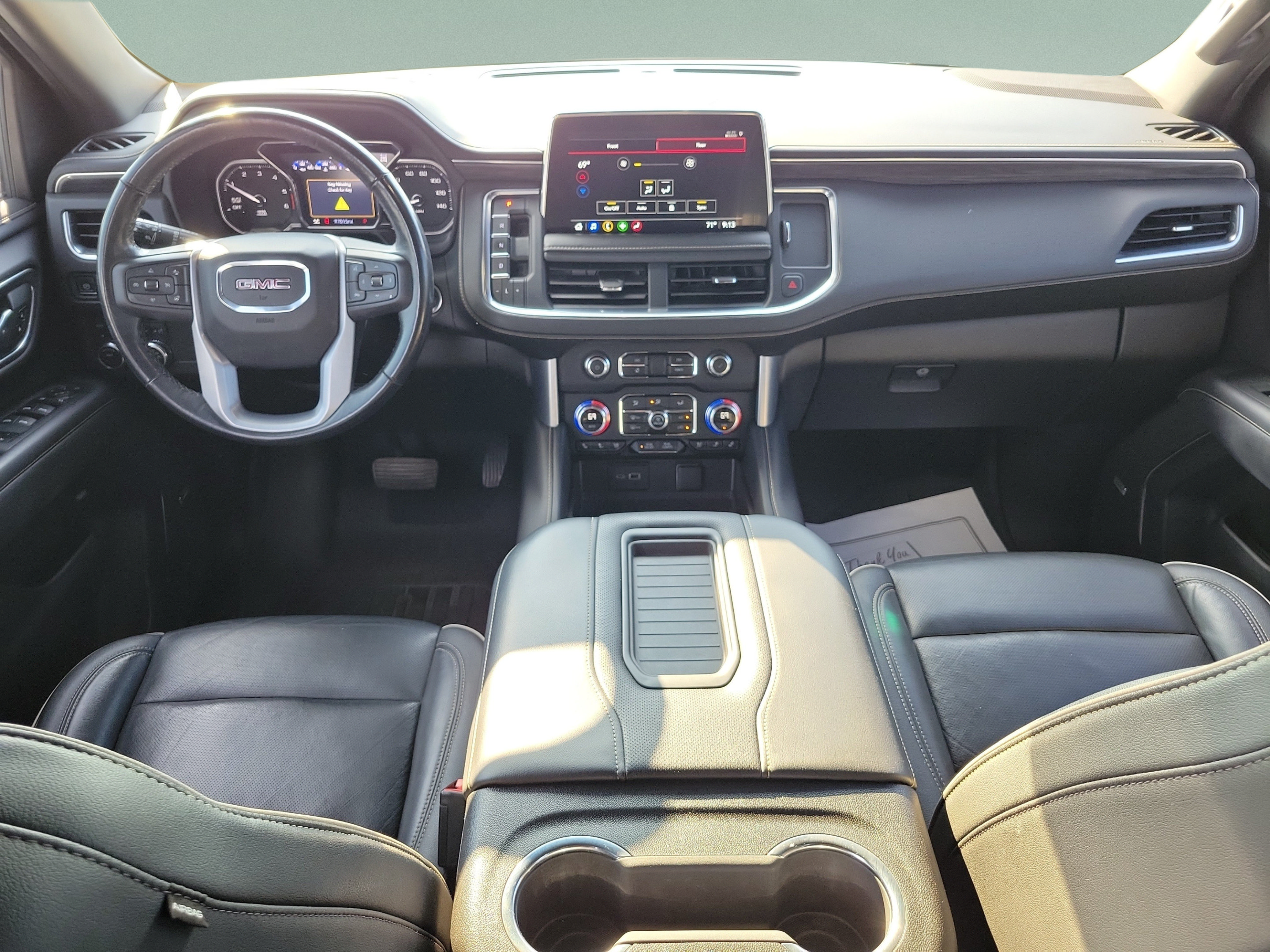 Used 2021 GMC Yukon XL SLT w/ SLT Premium Package AWD/4WD image 14