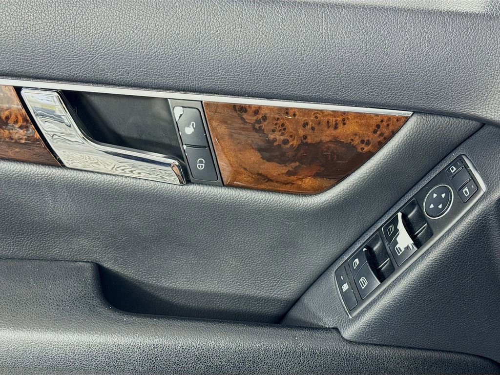 Used 2014 Mercedes-Benz C 250 Sedan image 18