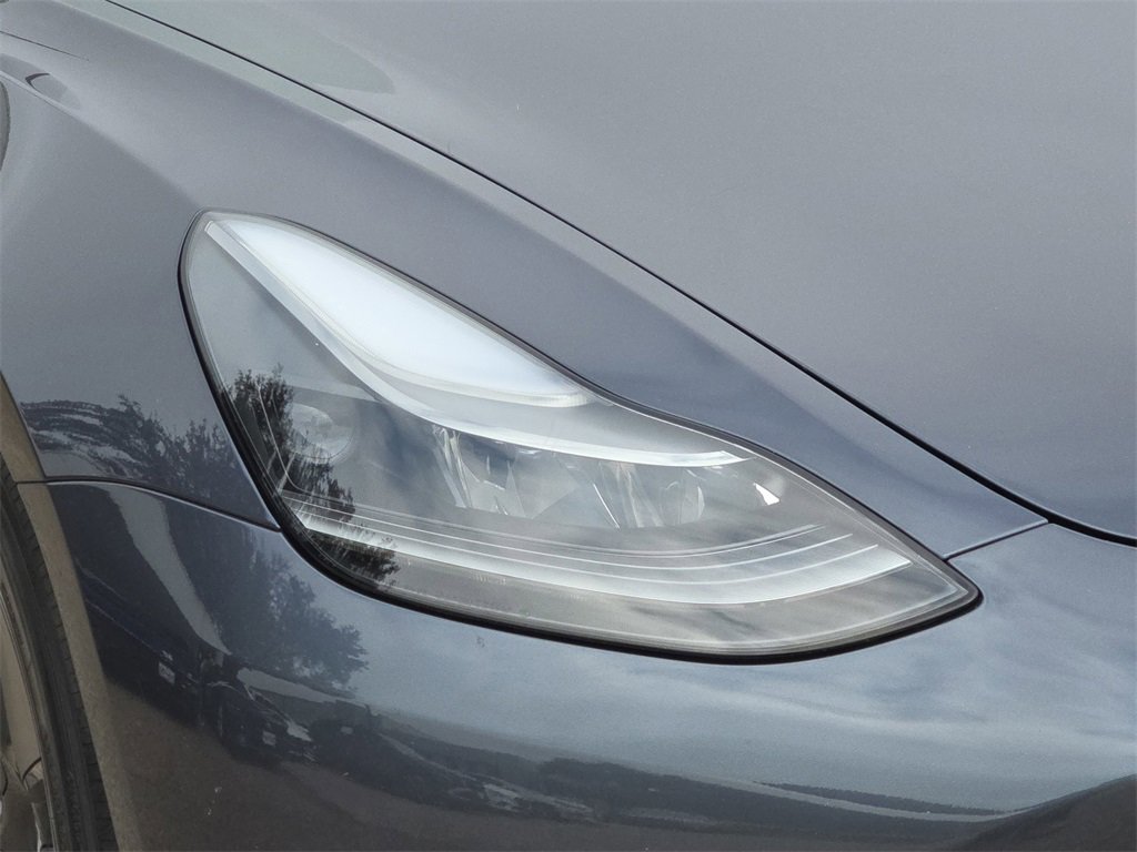 Used 2023 Tesla Model 3 Standard Range image 31