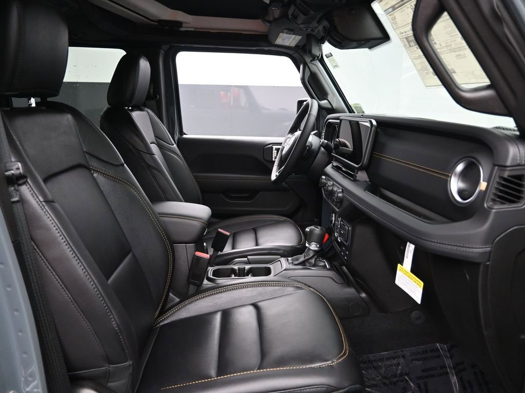 New 2025 Jeep Gladiator Willys image 34