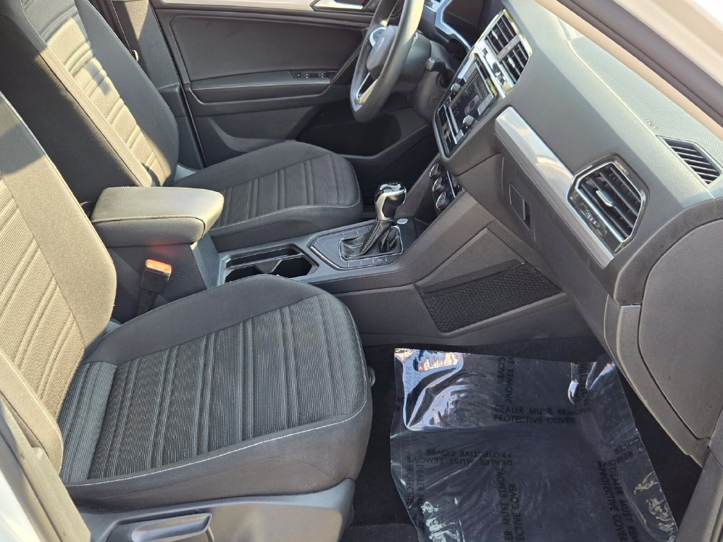 Certified 2023 Volkswagen Tiguan S FWD image 21