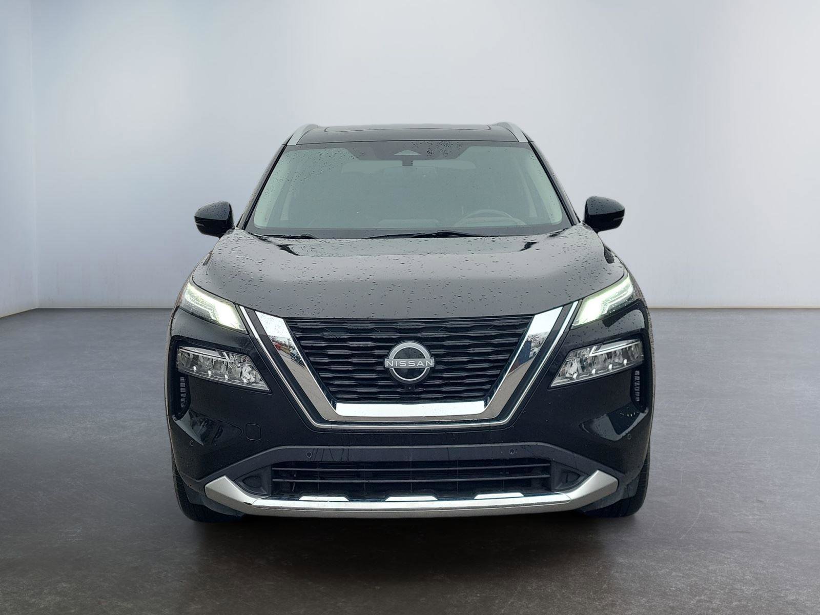 Used 2023 Nissan Rogue Platinum image 8