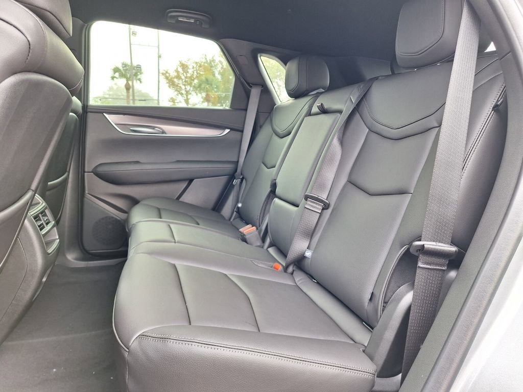 New 2026 Cadillac XT5 Luxury w/ LPO, Floor Liner Package image 22