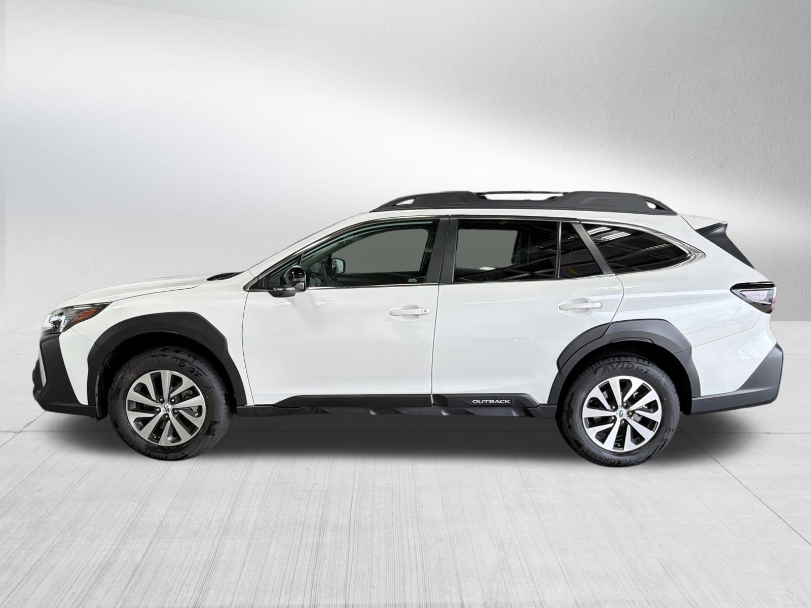 Certified 2025 Subaru Outback Premium AWD/4WD image 4