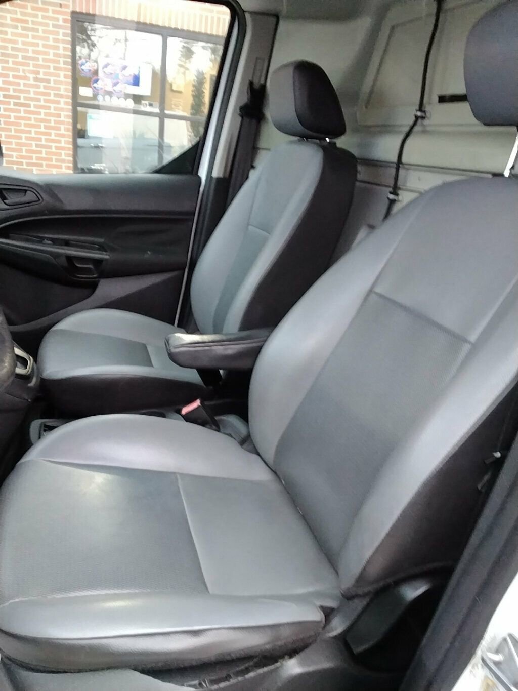 Used 2015 Ford Transit Connect XL image 7