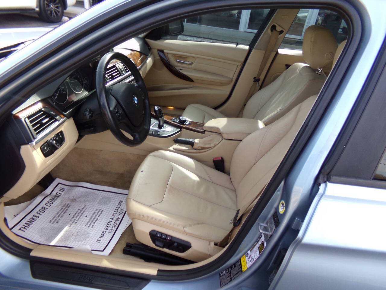 Used 2013 BMW 328i xDrive Sedan AWD/4WD image 10