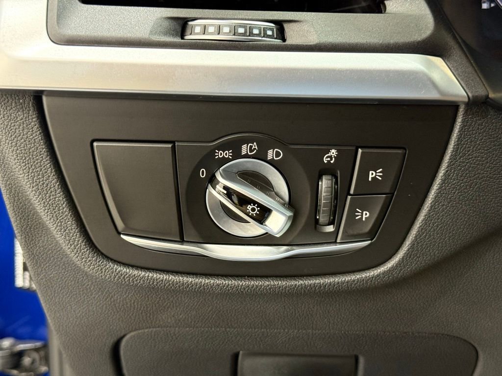 Used 2022 BMW X4 M w/ Executive Package image 34