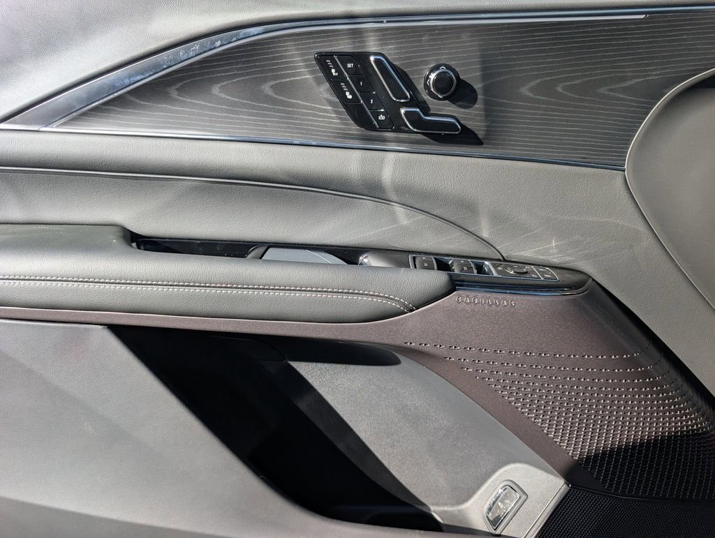 New 2026 Cadillac Lyriq Sport AWD/4WD image 15