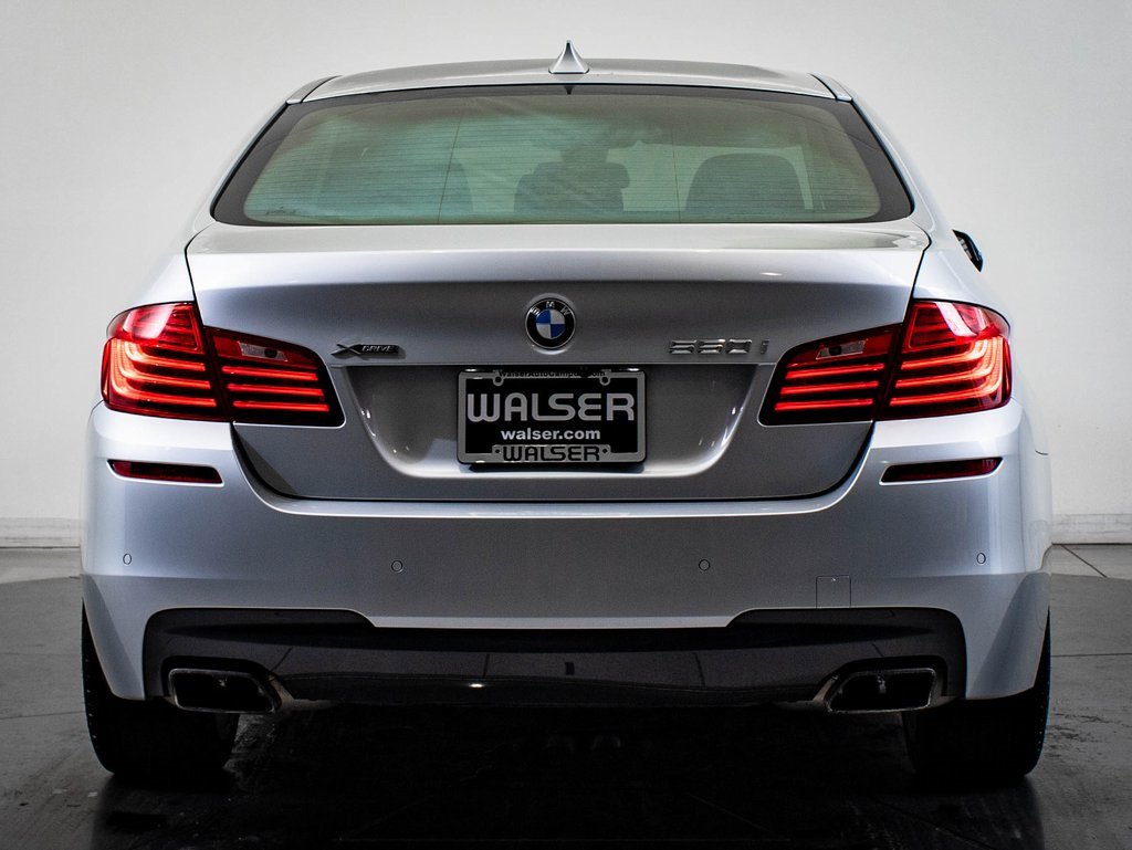 Used 2014 BMW 550i xDrive Sedan image 10