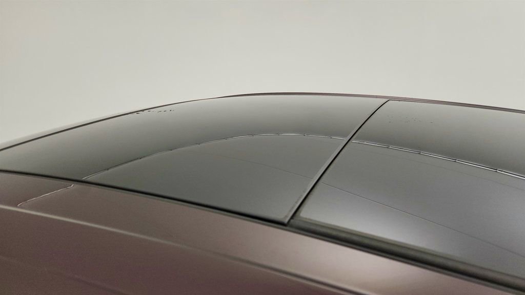 Used 2025 Porsche Macan 4S Electric image 10