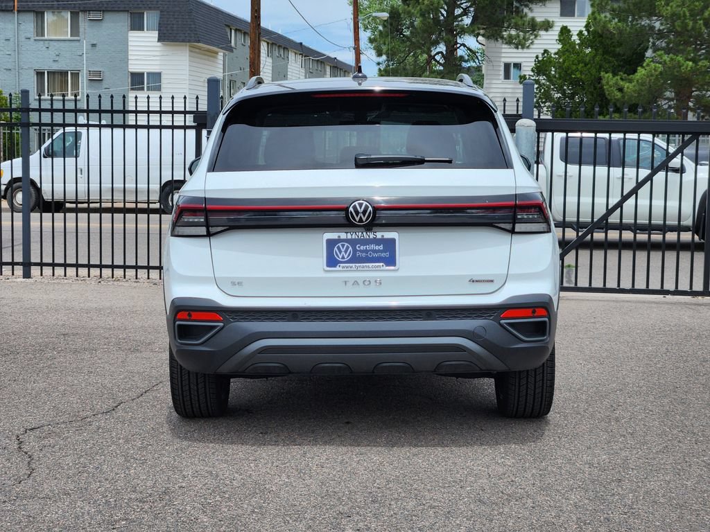 Certified 2025 Volkswagen Taos SE AWD/4WD image 6