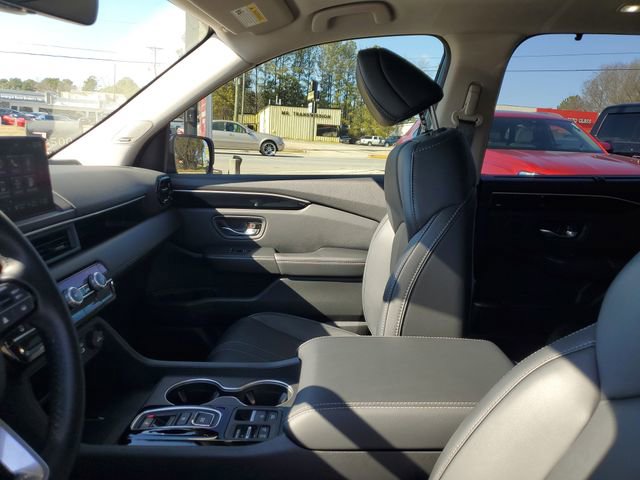 Used 2024 Honda Pilot Touring image 17