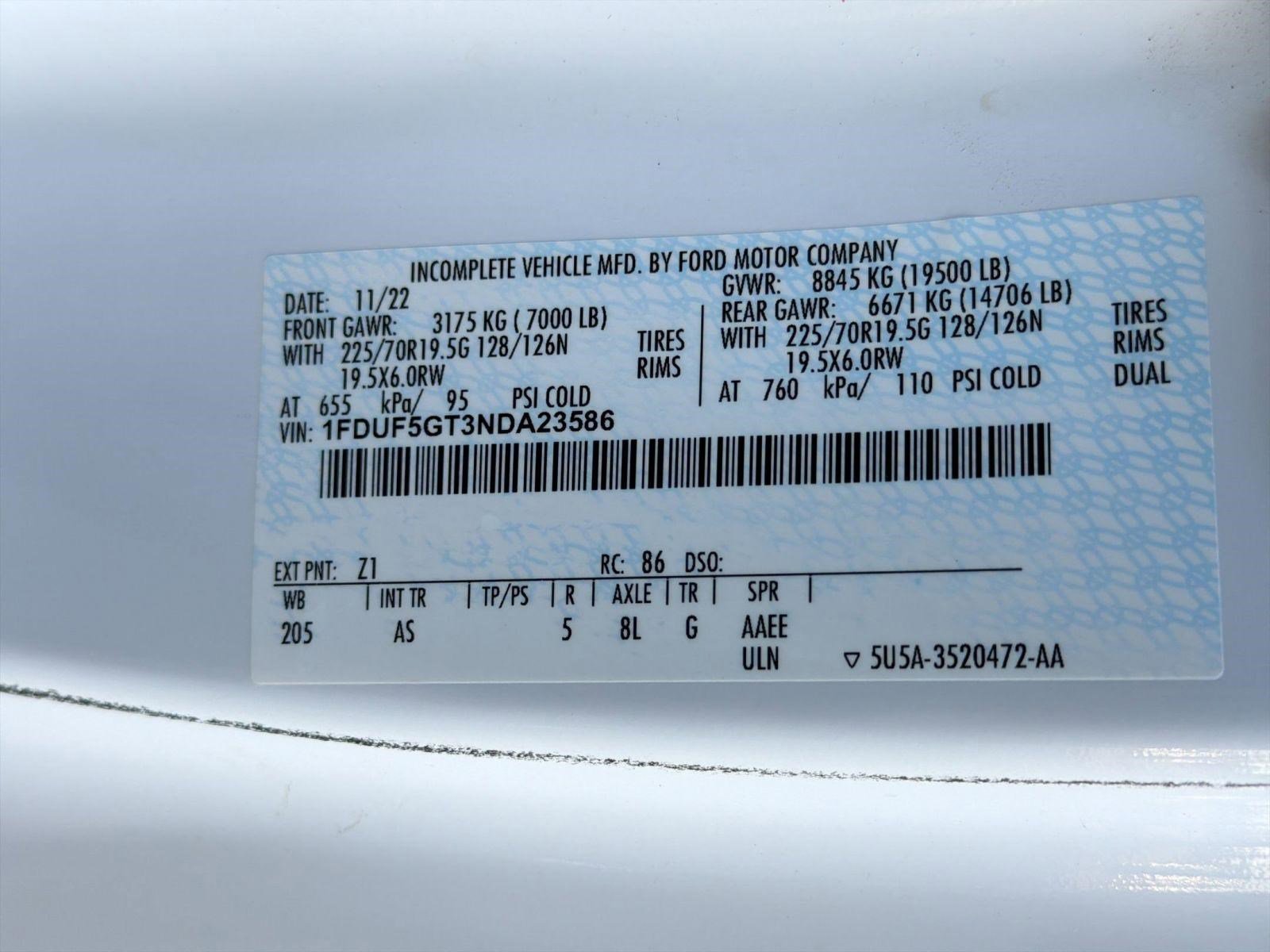 Used 2022 Ford F550 2WD Regular Cab Super Duty image 17