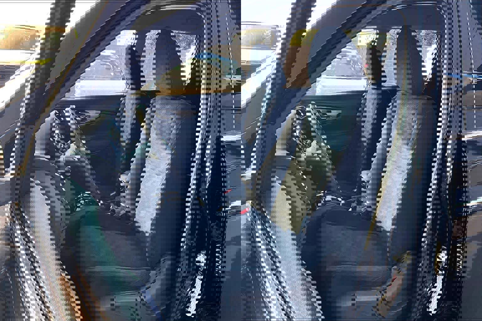 Used 2016 Nissan Rogue S w/ Appearance Package image 7