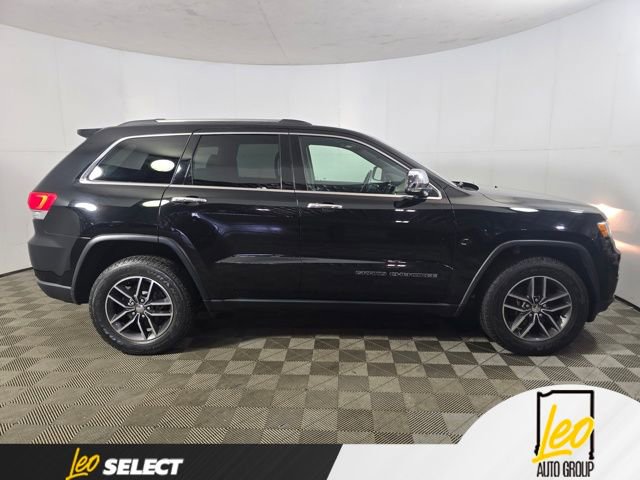 Used 2017 Jeep Grand Cherokee Limited AWD/4WD image 9