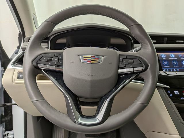 Certified 2023 Cadillac XT6 Premium Luxury w/ LPO, Floor Liner Package AWD/4WD image 10