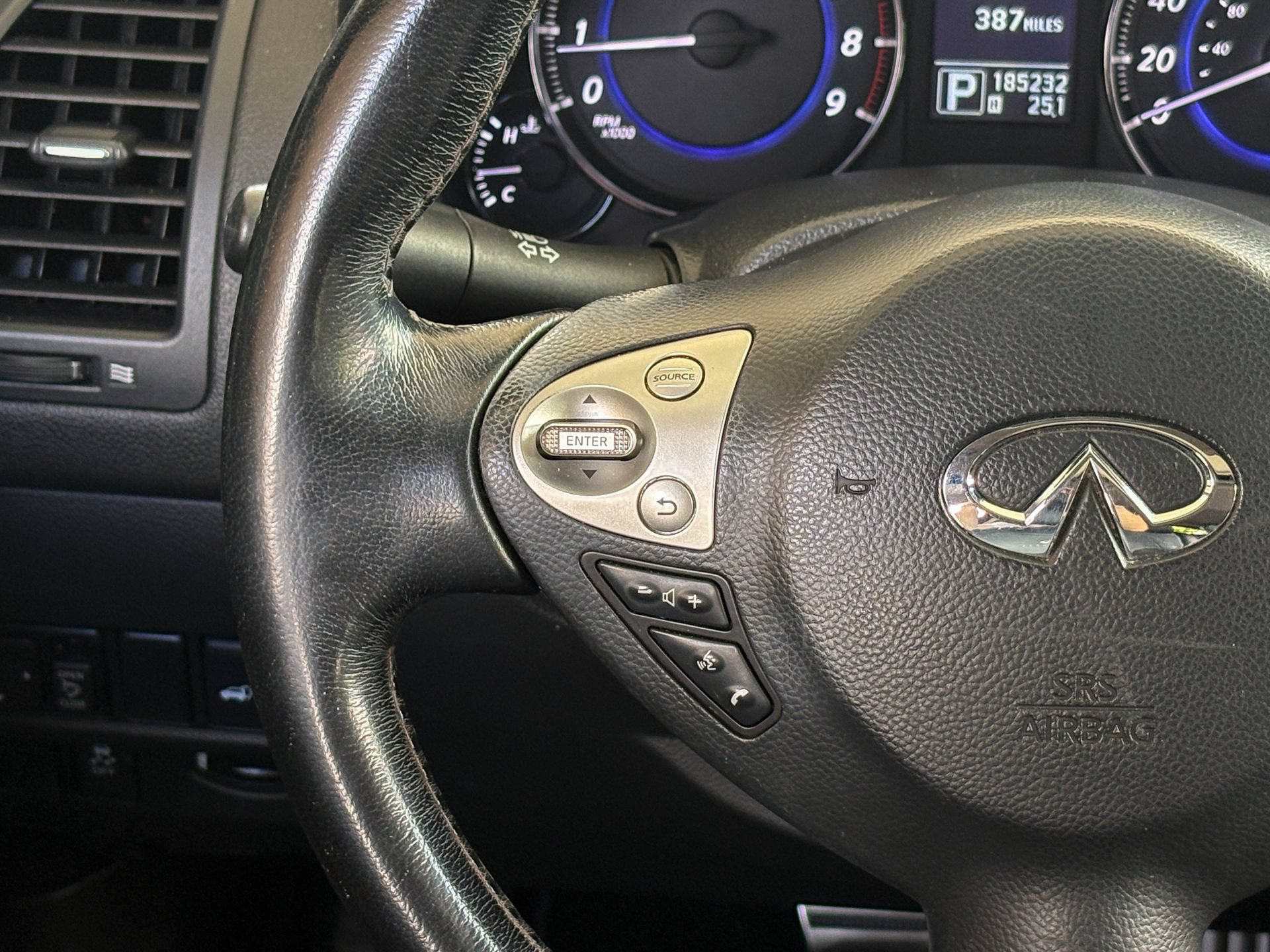 Used 2012 INFINITI FX35 Limited Edition AWD/4WD image 29