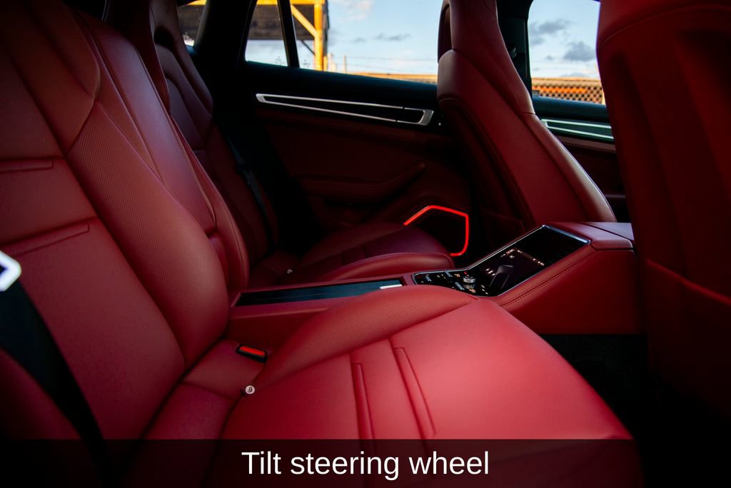 Used 2022 Porsche Panamera Platinum Edition image 18