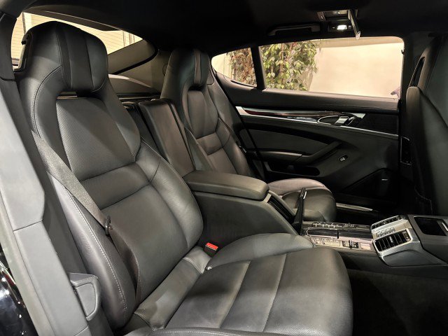 Used 2014 Porsche Panamera 4S Executive AWD/4WD image 52