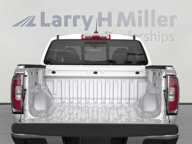 Used 2019 GMC Canyon SLE w/ Driver Alert Package image 14