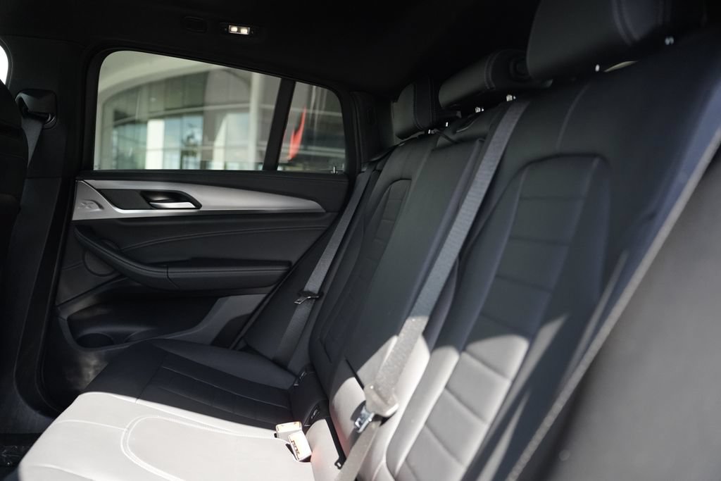 Used 2021 BMW X4 M40i w/ Executive Package AWD/4WD image 11