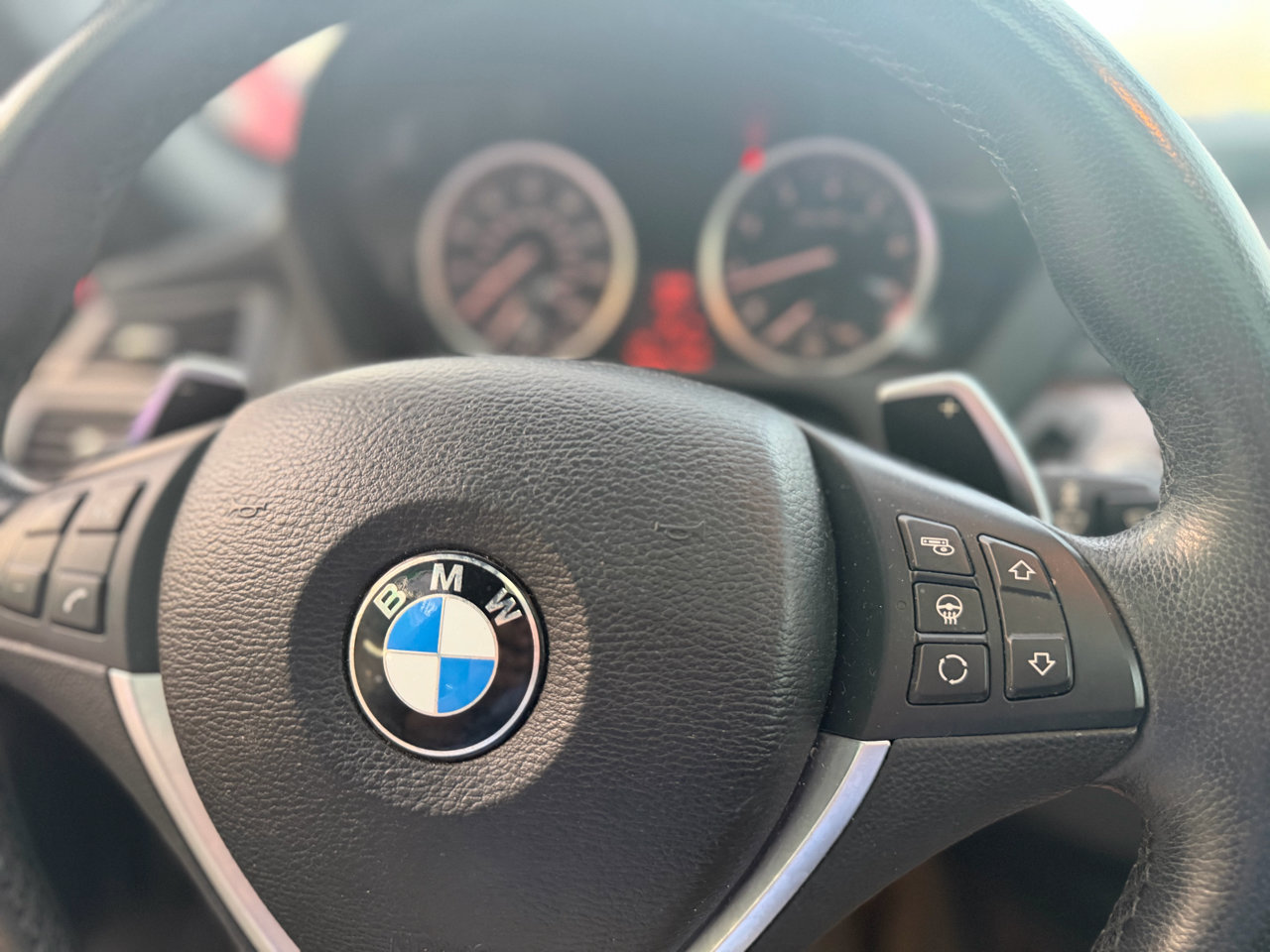 Used 2014 BMW X6 xDrive35i image 21