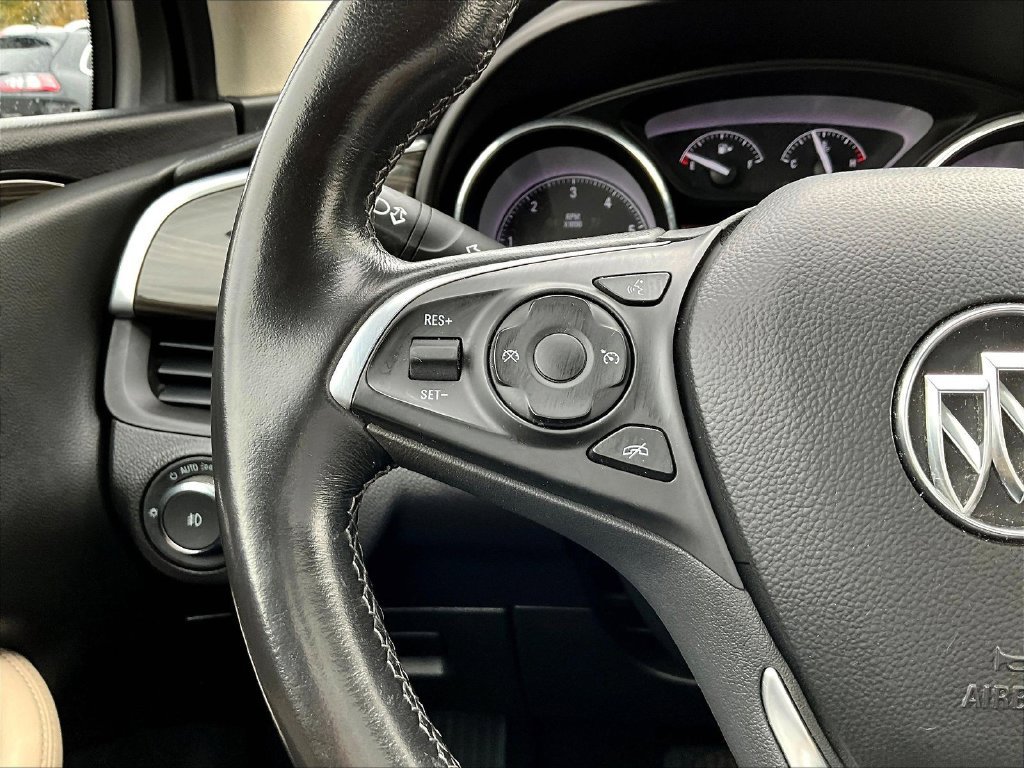 Used 2020 Buick Envision Preferred AWD/4WD image 15