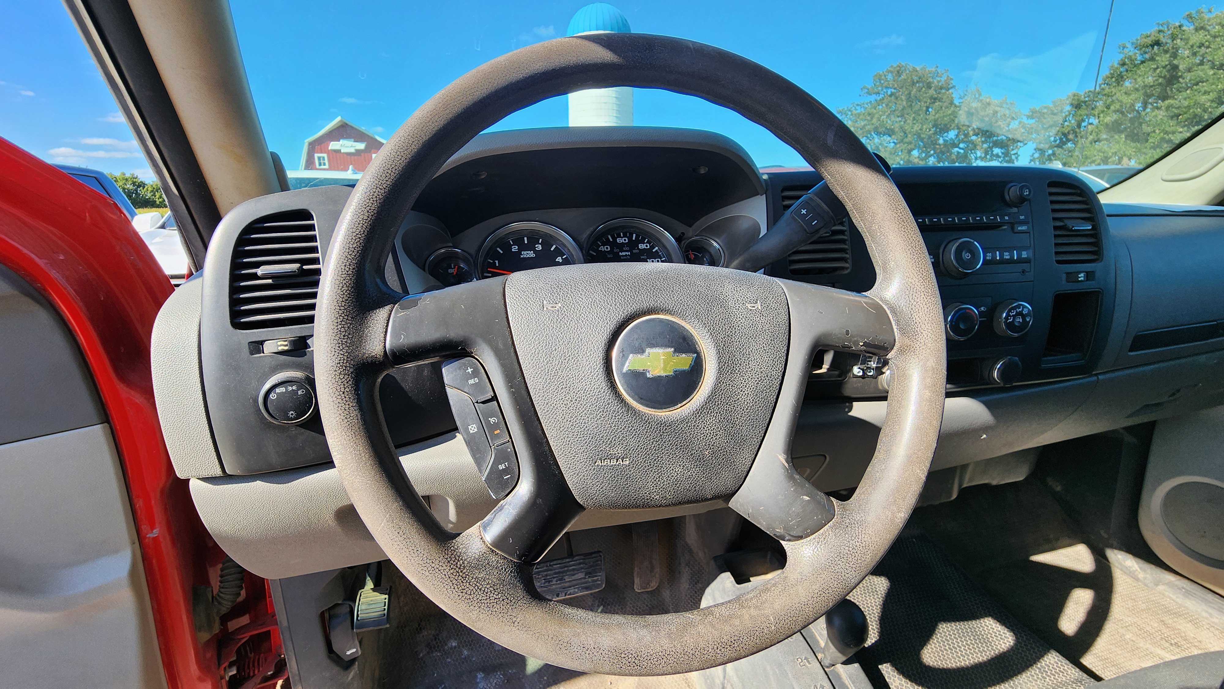 Used 2011 Chevrolet Silverado 3500 4x4 Crew Cab image 15
