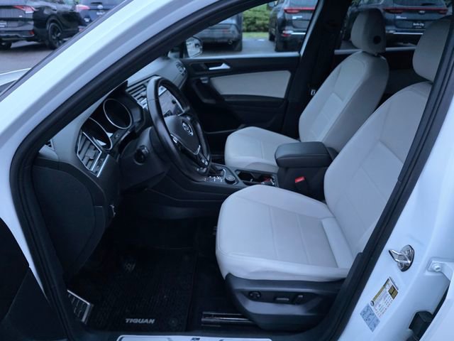 Used 2021 Volkswagen Tiguan SE R-Line image 15