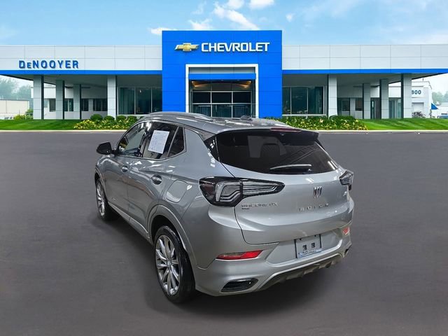 Used 2024 Buick Encore GX Avenir w/ Avenir Technology Package image 9