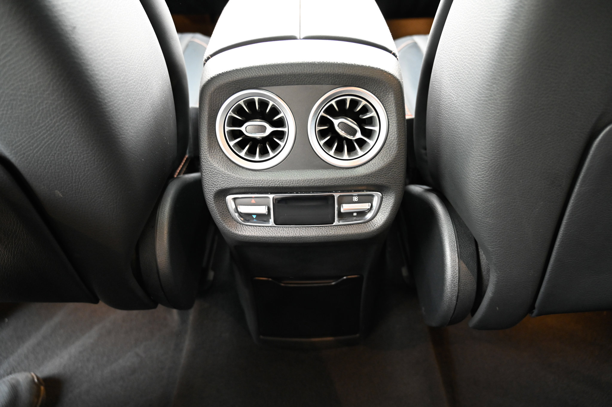 Used 2024 Mercedes-Benz G 63 AMG 4MATIC image 40