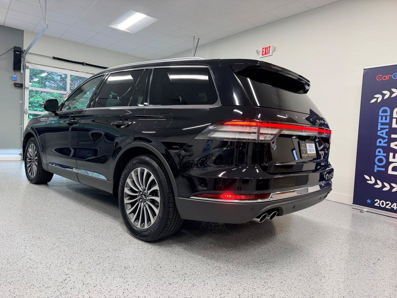 Used 2020 Lincoln Aviator Reserve w/ Equipment Group 201A RWD image 5