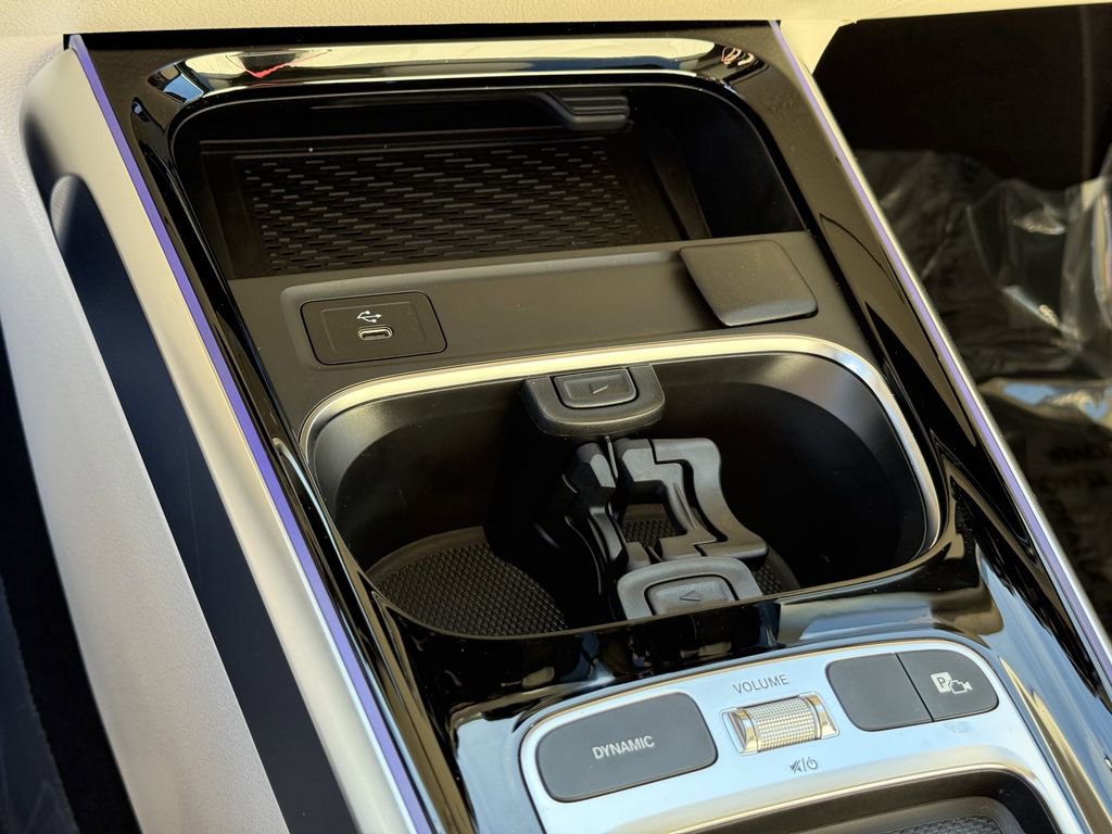 Certified 2025 Mercedes-Benz GLB 250 4MATIC image 26