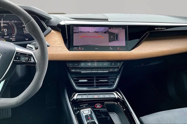 Used 2023 Audi e-tron GT Prestige w/ Prestige Package AWD/4WD image 6